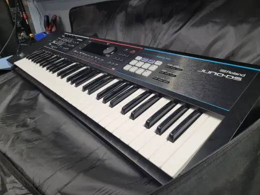 Store Special Product - Roland - JUNO-DS 61